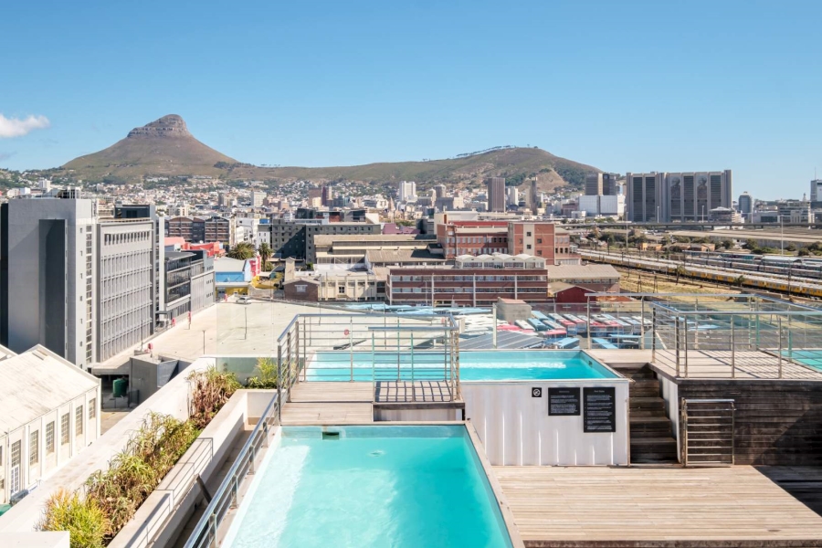 1 Bedroom Property for Sale in Woodstock Western Cape